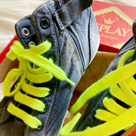Replay & Sons size 34 EU distressed denim studded SOUTHFELDS mid canvas sneaker - Picture 5 of 7
